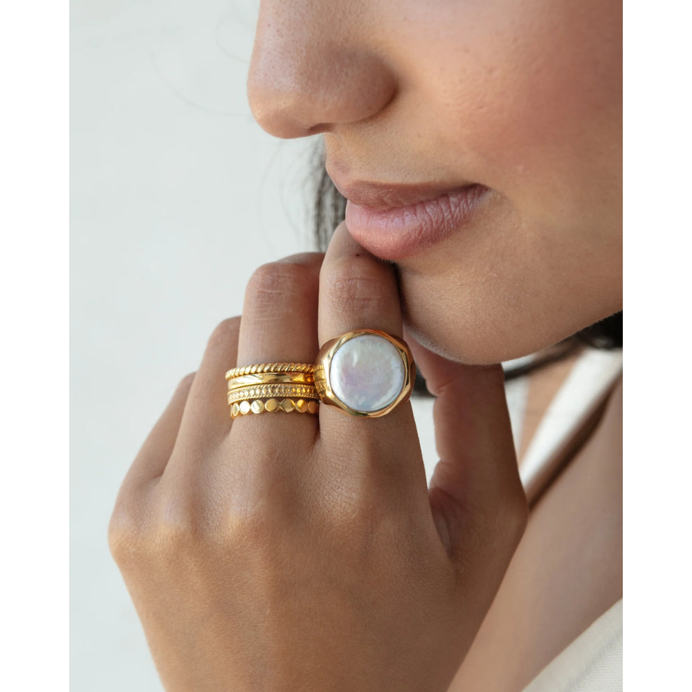 Anna Beck Large Wavy Coin Pearl Signet Ring