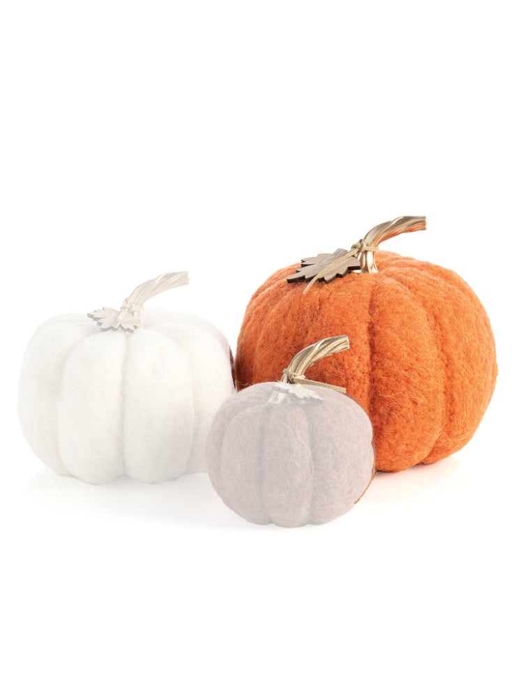 Shiraleah Assorted Size Felt Pumpkins