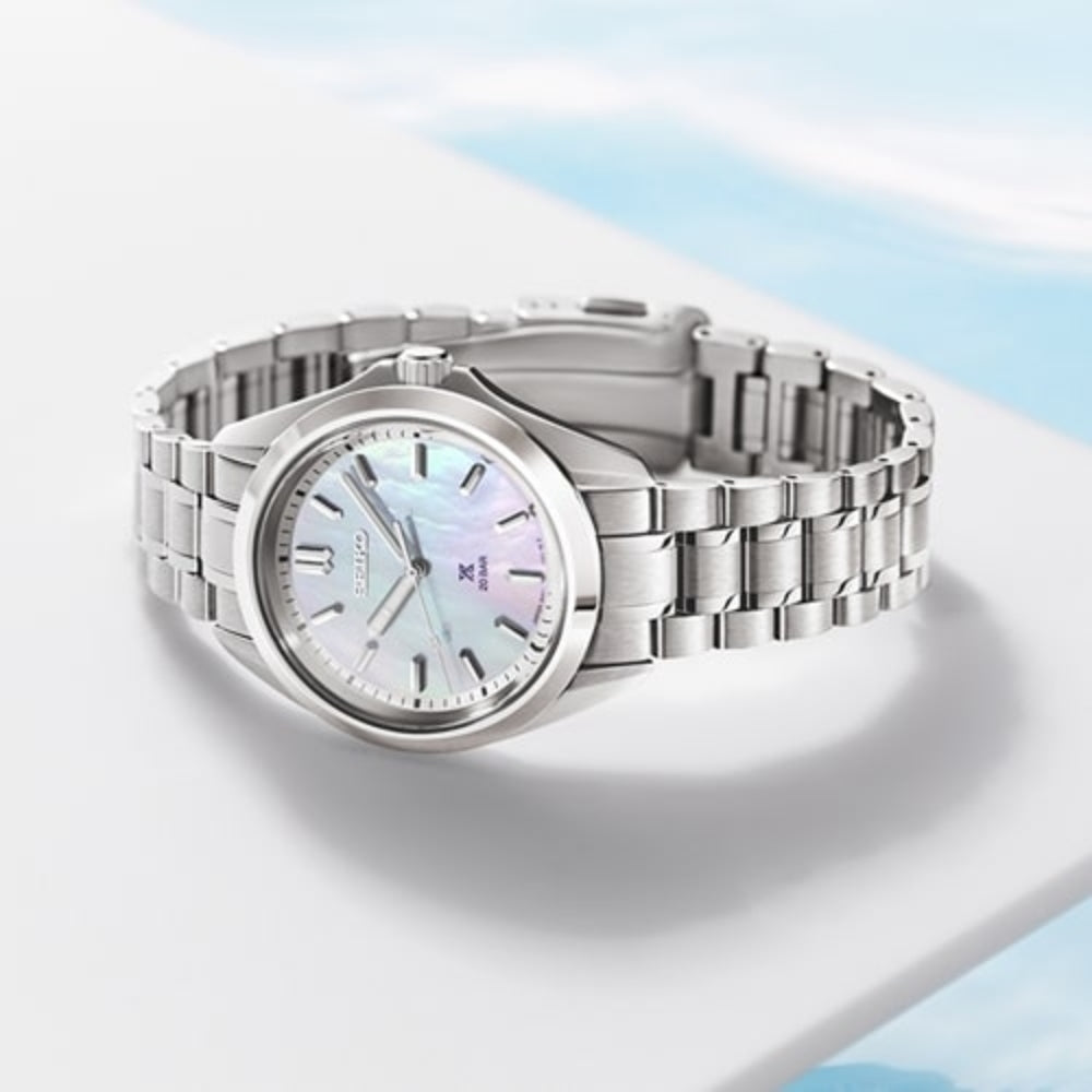 Seiko Prospex 34mm Quartz Watch