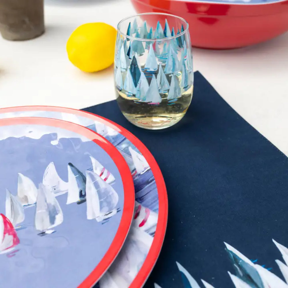 Kim Hovell Art Wine Glass - Race Day