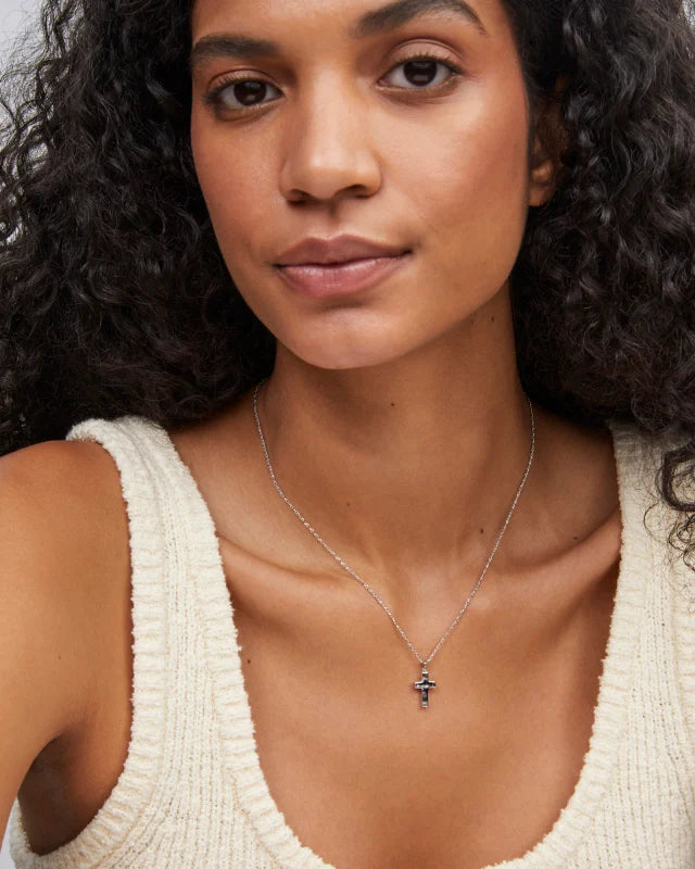 Kendra Scott Cross Pendant Necklace in Silver