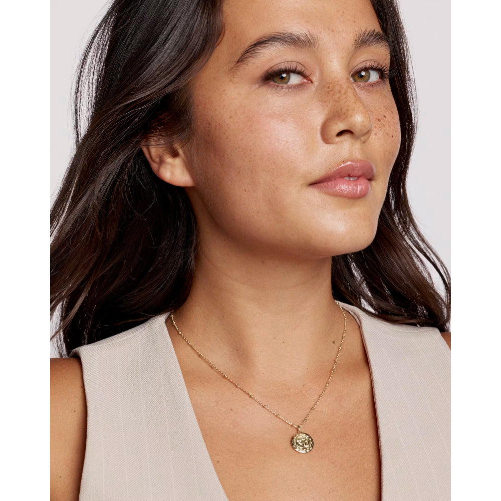 Kendra Scott OM Coin Short Pendant Necklace