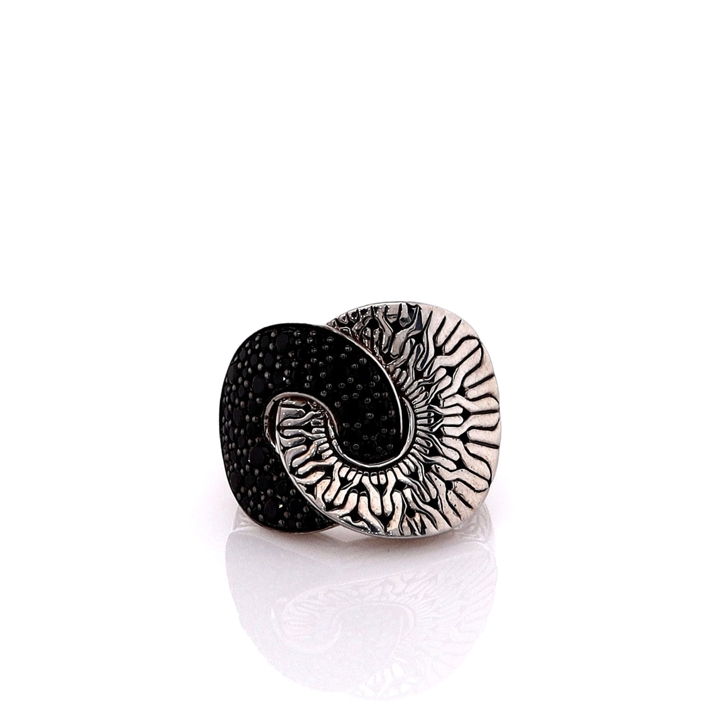 John Hardy Sterling Silver Classic Chain Black Sapphire and Spinel Ring