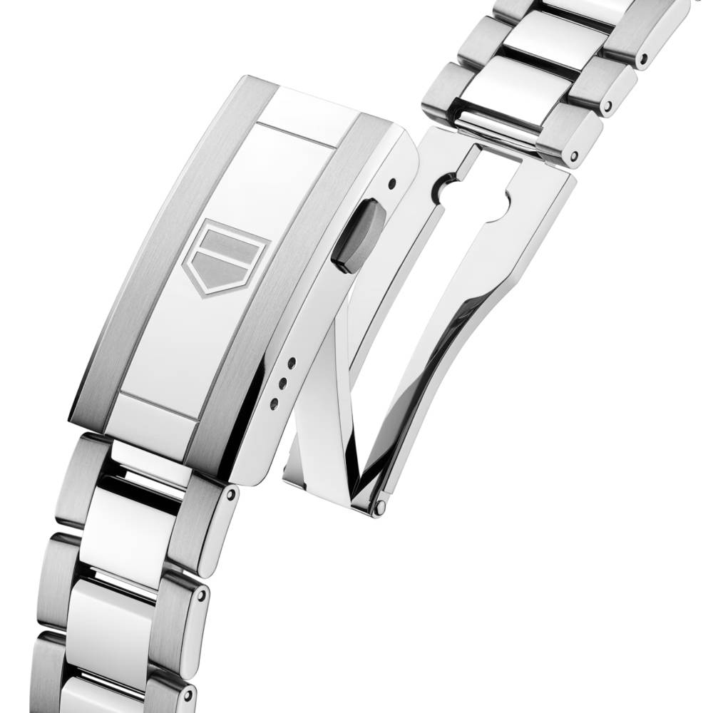 Tag Heuer Aquaracer Professional 200 Titanium Solargraph Quartz Watch
