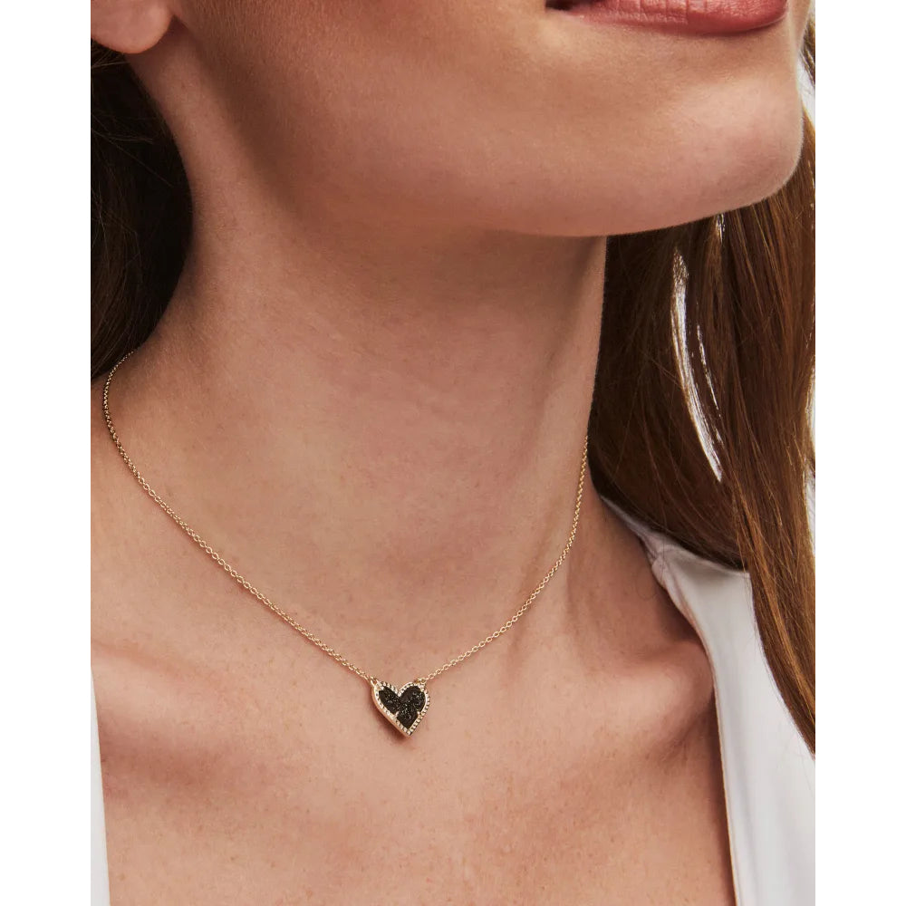 Kendra Scott Ari Heart Gold Pendant Necklace in Black Drusy