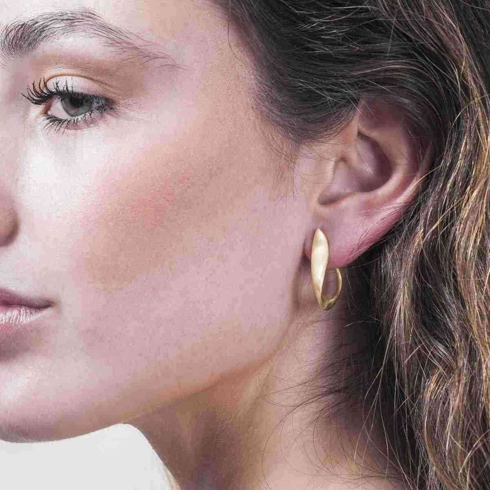 Jorge Revilla Love Collection Twist Drop Earrings