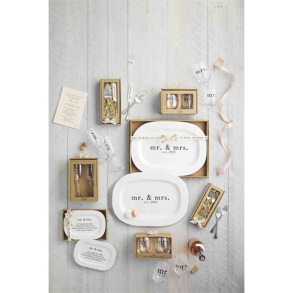 Mud Pie Wedding Cake Utensils