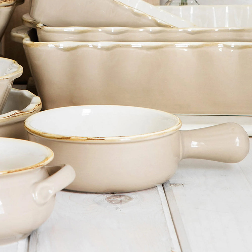 Vietri Italian Small Round Baker with Large Handle