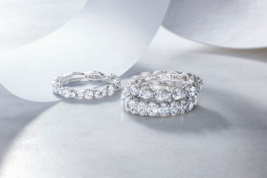 womans wedding bands