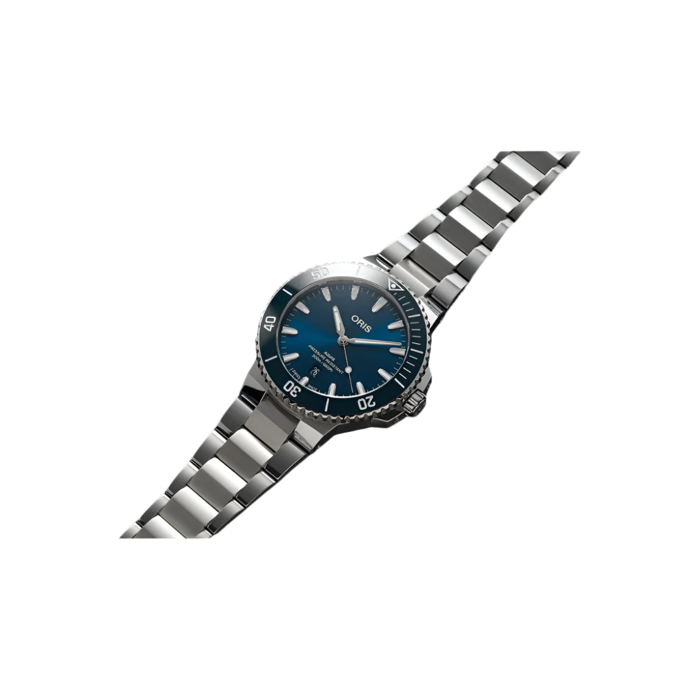 Oris Aquis Date 43.5mm Automatic Watch