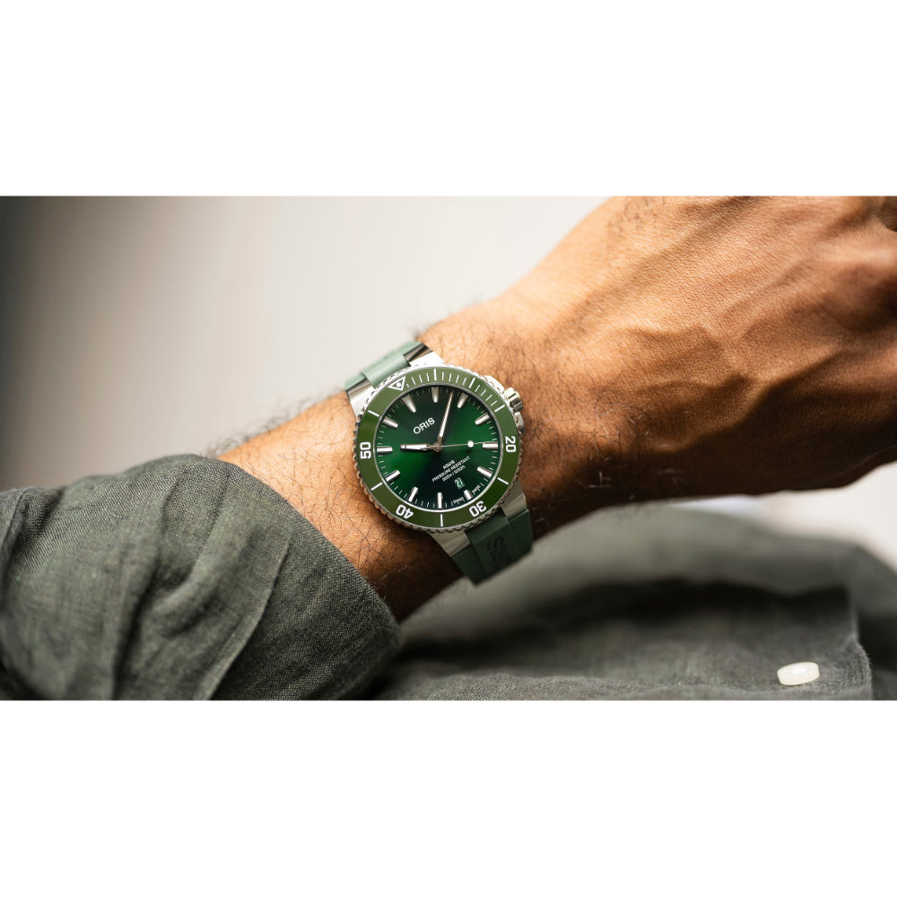 Oris Aquis Date 43.5mm Automatic Watch – Smyth Jewelers