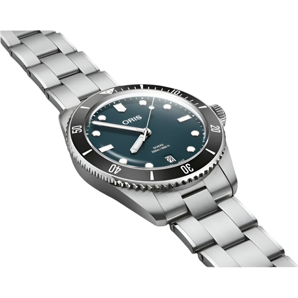Oris Divers Date 39mm Automatic Watch with Extra Strap