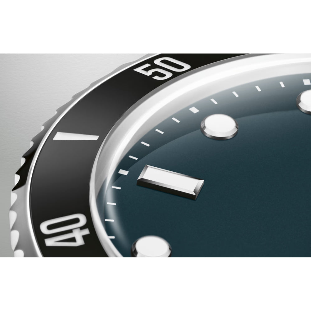 Oris Divers Date 39mm Automatic Watch with Extra Strap