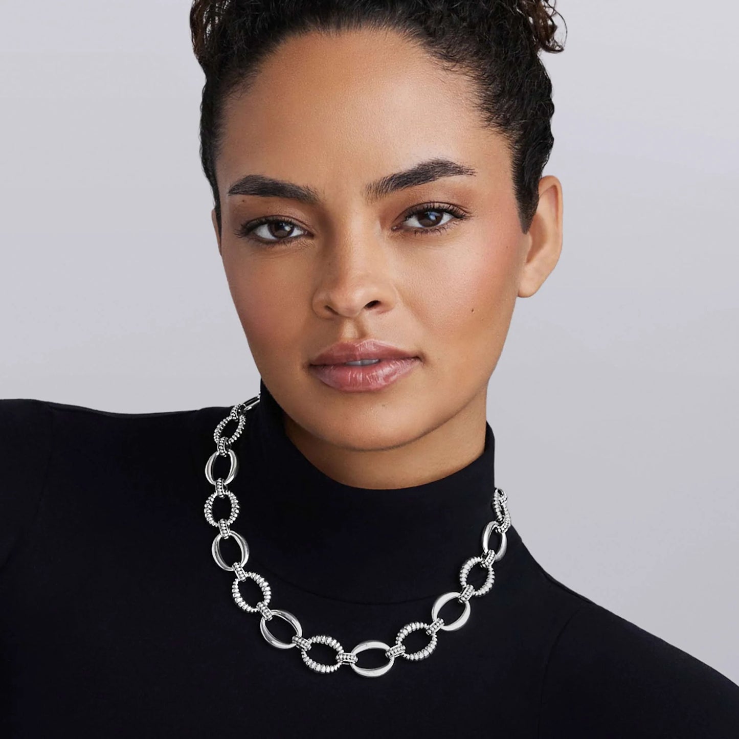 Lagos Signature Caviar Sterling Silver Oval Fluted Link Necklace, 18mm