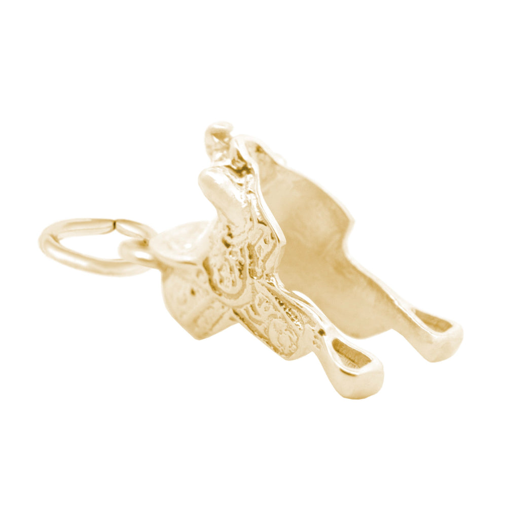 0531 Saddle Charm