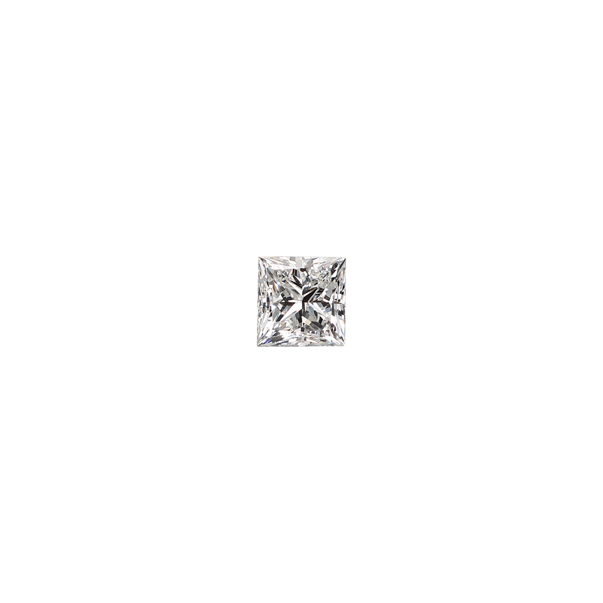 Princess cut 0.99 carat diamond graded GVS2 on a white background