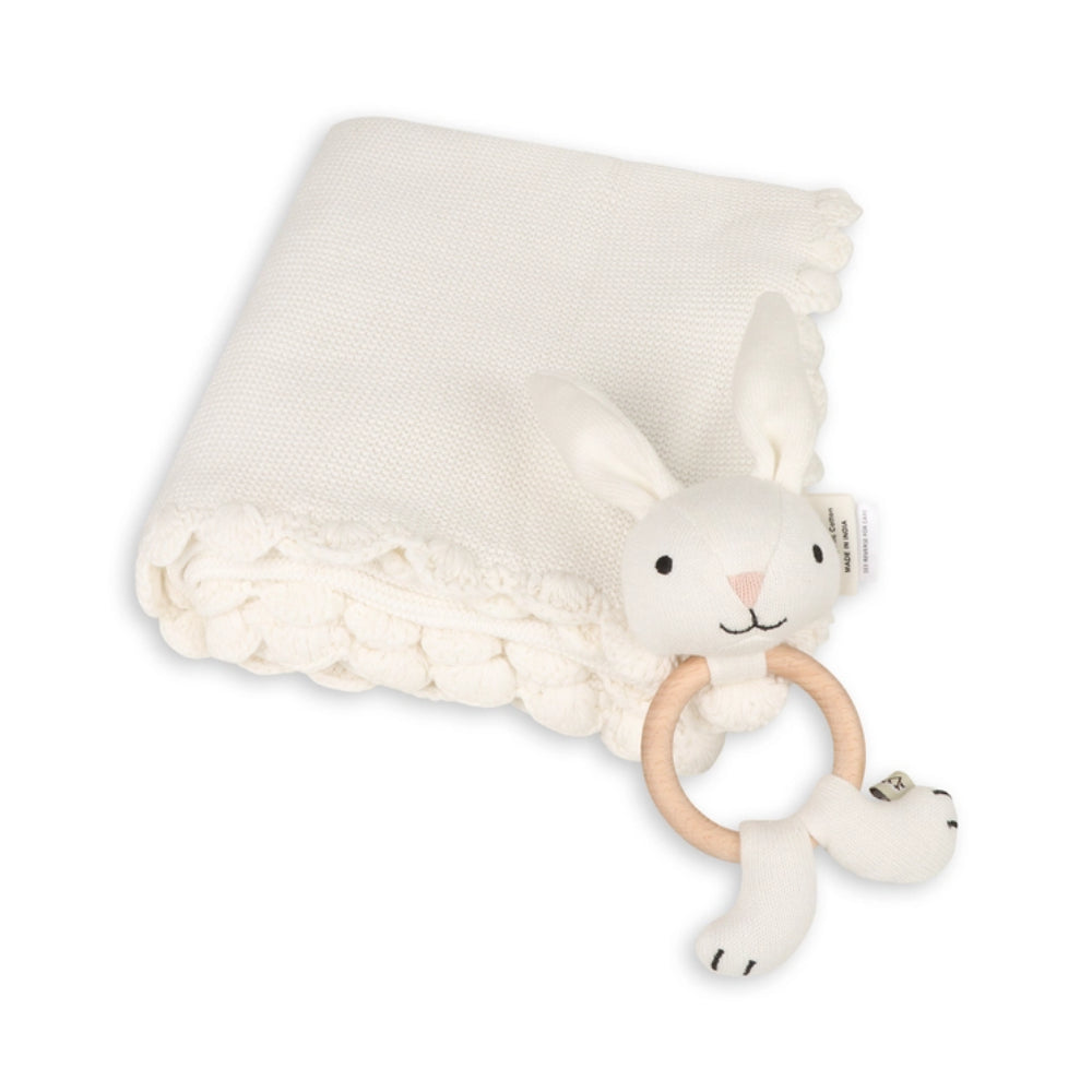 Viverano Organics Scallop Classic Knit Baby Blanket+Bunny Rattle Gift Set