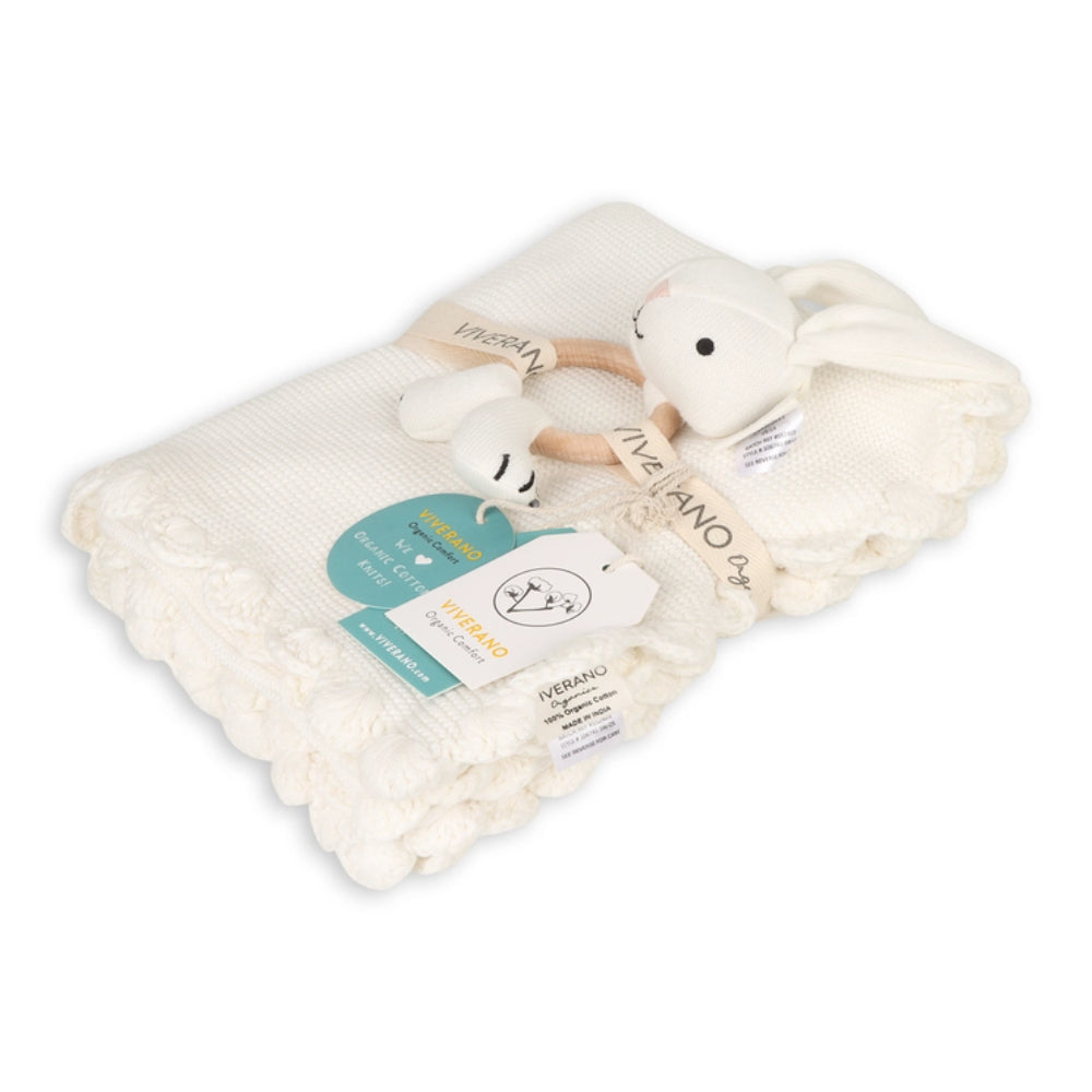 Viverano Organics Scallop Classic Knit Baby Blanket+Bunny Rattle Gift Set