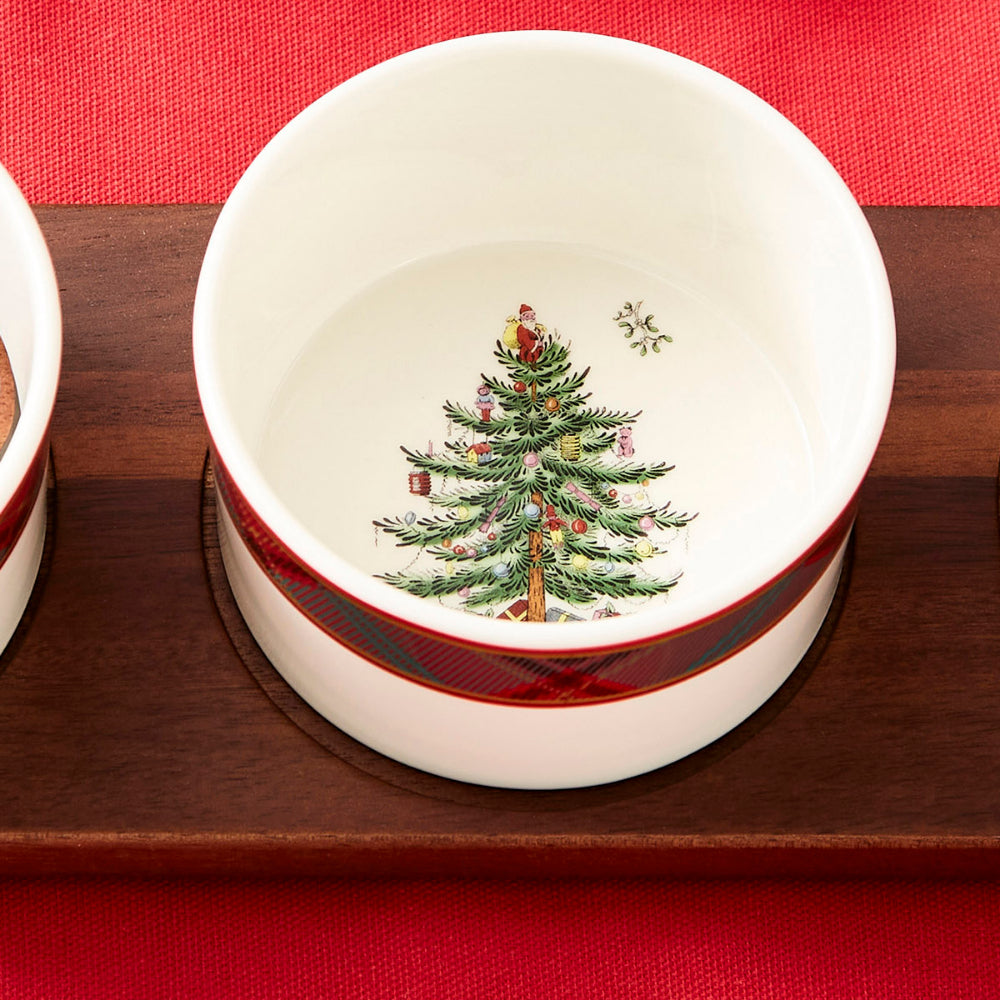 Spode Weihnachtsbaum-Becher Mit Pfefferminzgriffen – Set Mit 4 Nostalgischen Weihnachtsmotiv-Tassen Für Festliche Tischdeko