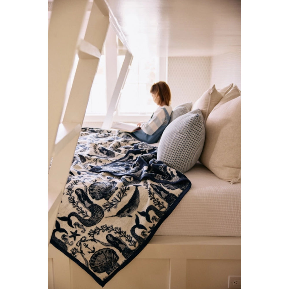 ChappyWrap Siren's Song Blanket