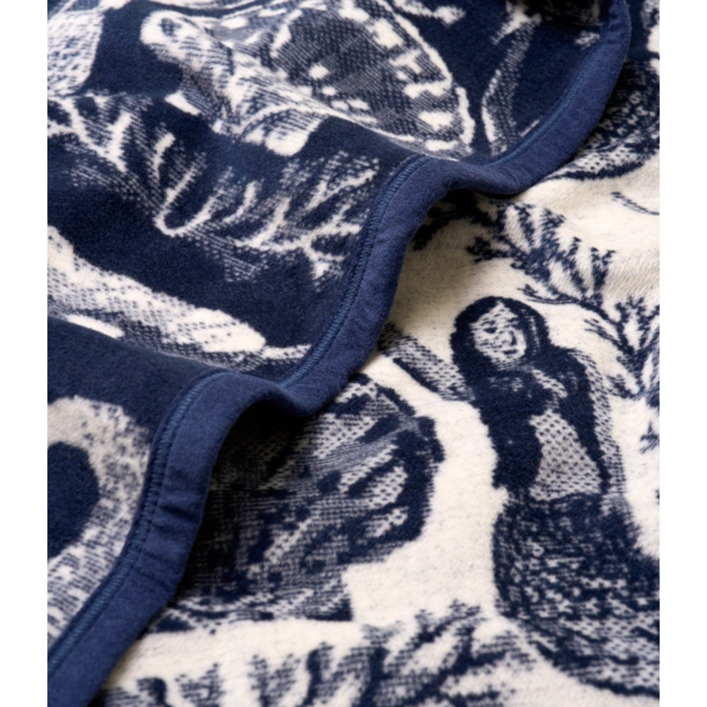 ChappyWrap Siren's Song Blanket