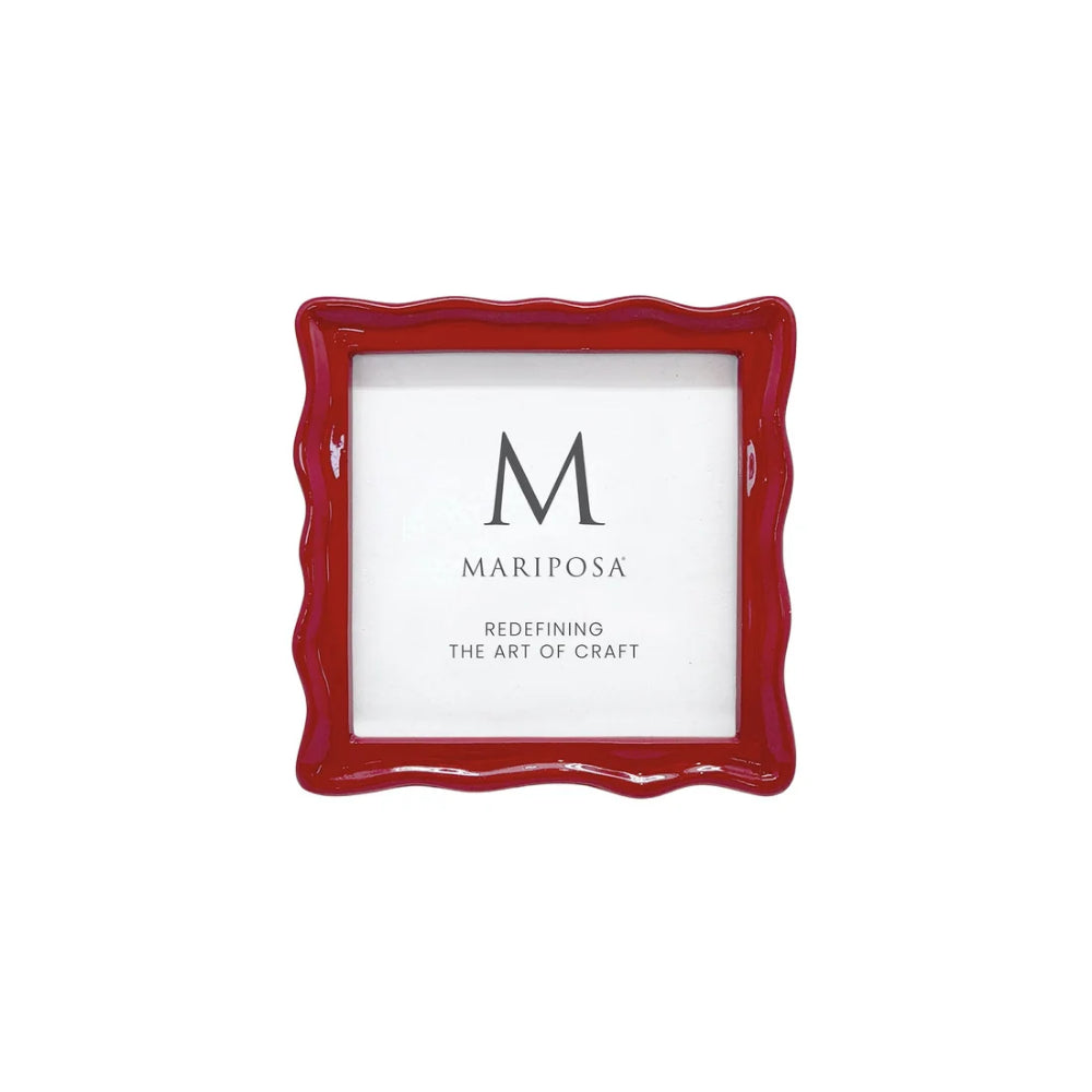 Red 4x4 wavy frame on a white backround.