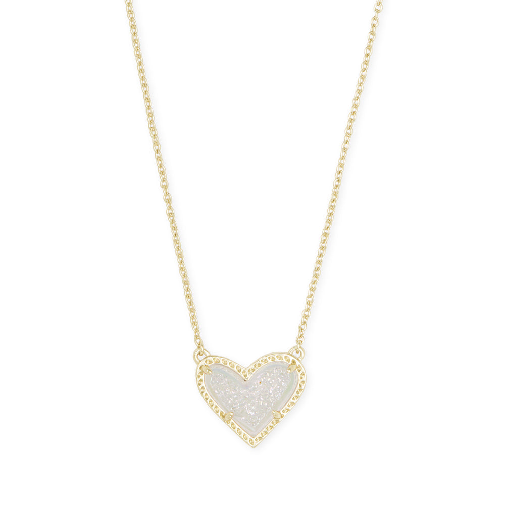 Kendra Scott Ari Heart Gold Pendant Necklace