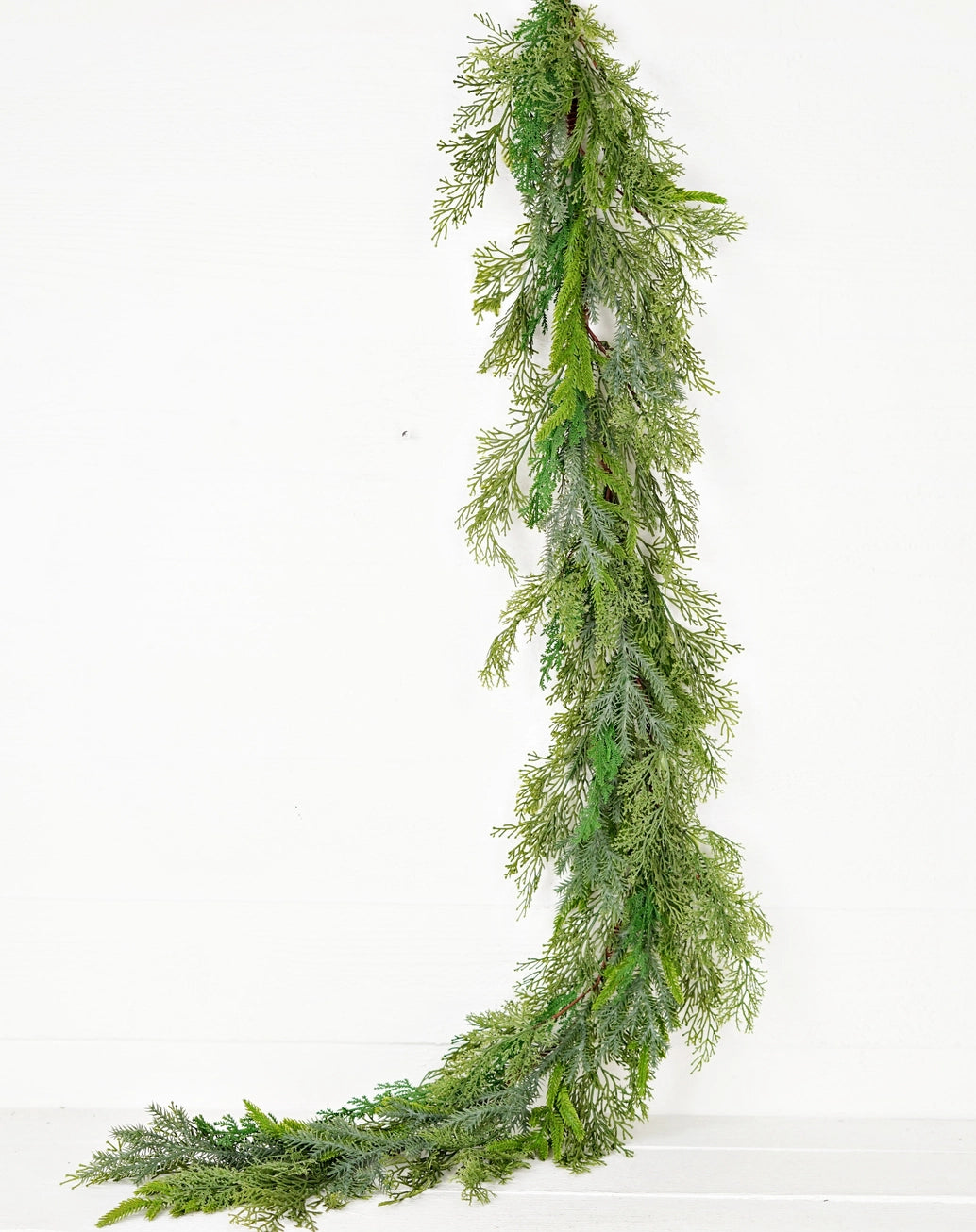 Holiday Depot 5ft Garland-Mix Real Touch Cedar and Norfolk Pines