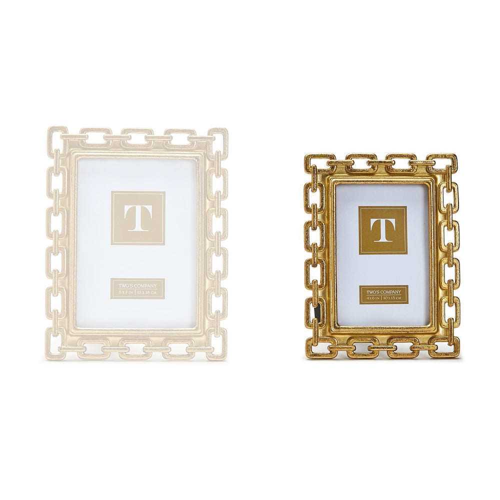 4x6 gold chain picture chain on a white backround. 