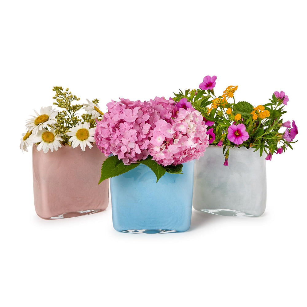 Two's Company Marbled Scalloped Vase