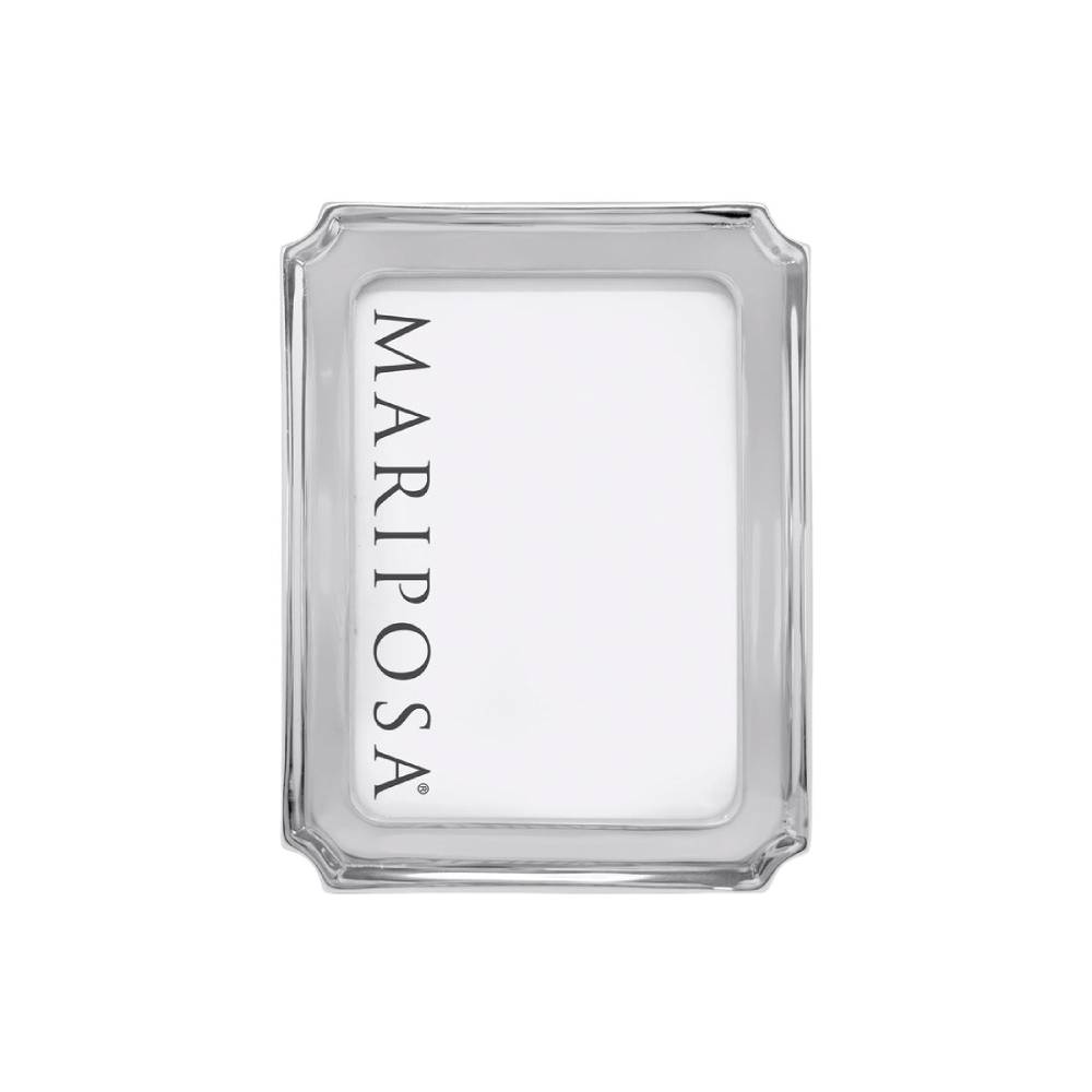 A rectangular clear glass cosmetic container with a white interior and the brand name 'MARIPOSA' printed vertically in black on the front, set against a plain white background.