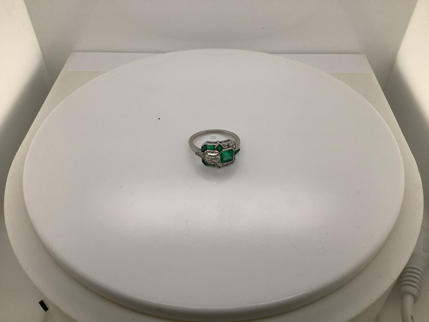 Estate Platinum Ring Bezel Set EC D.60ct NSI2 Bezel Set EC Emer .70ct 8 Calibre BG EM .40tw 8 Calibre BG D.40tw HSI Toi Et Moi