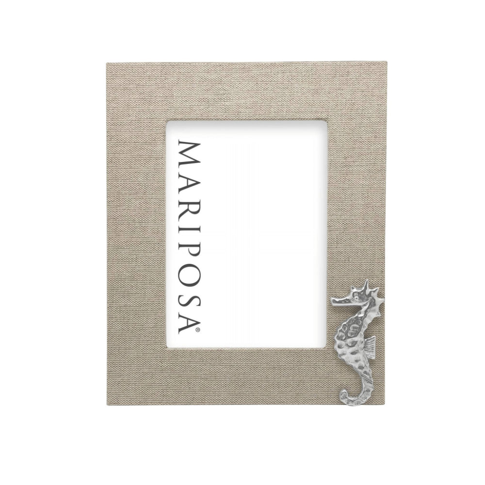 Mariposa 5x7 frame with seahorse on it 