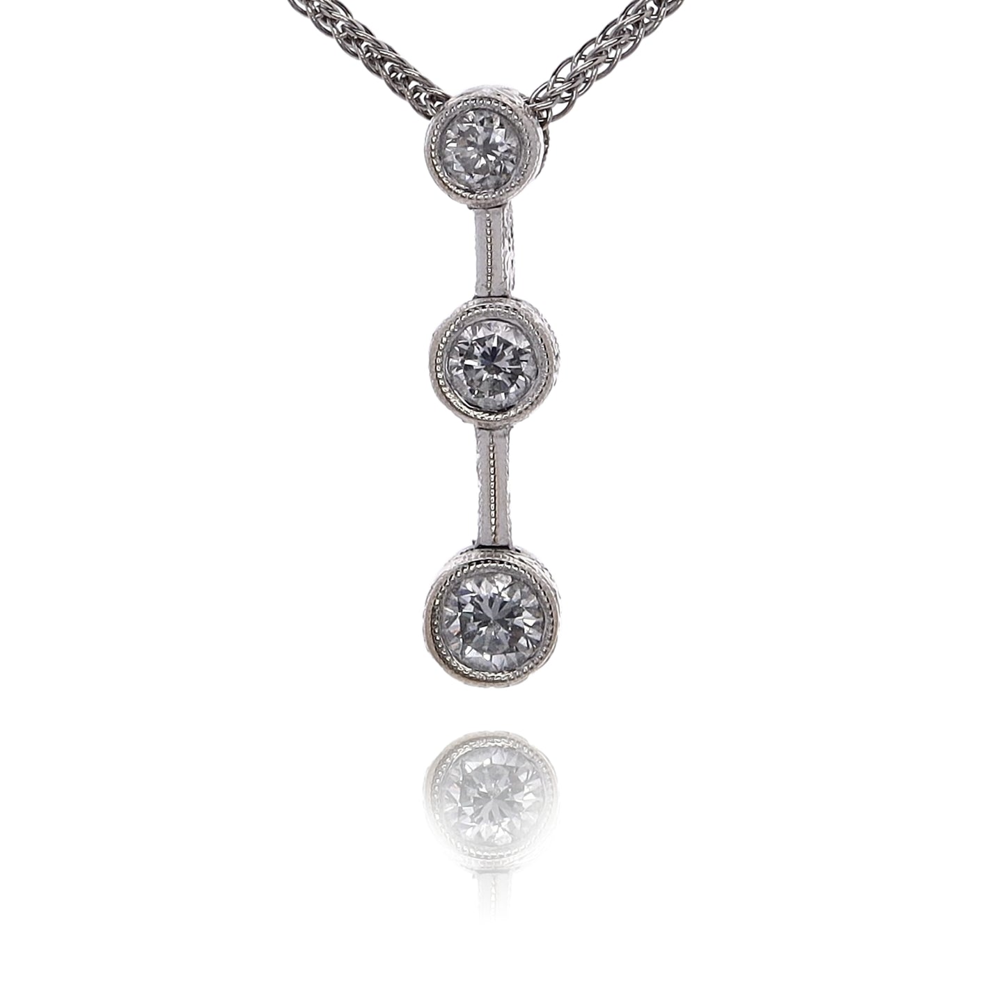 Estate 18 Karat White Gold Graduated Diamond Pendant Necklace