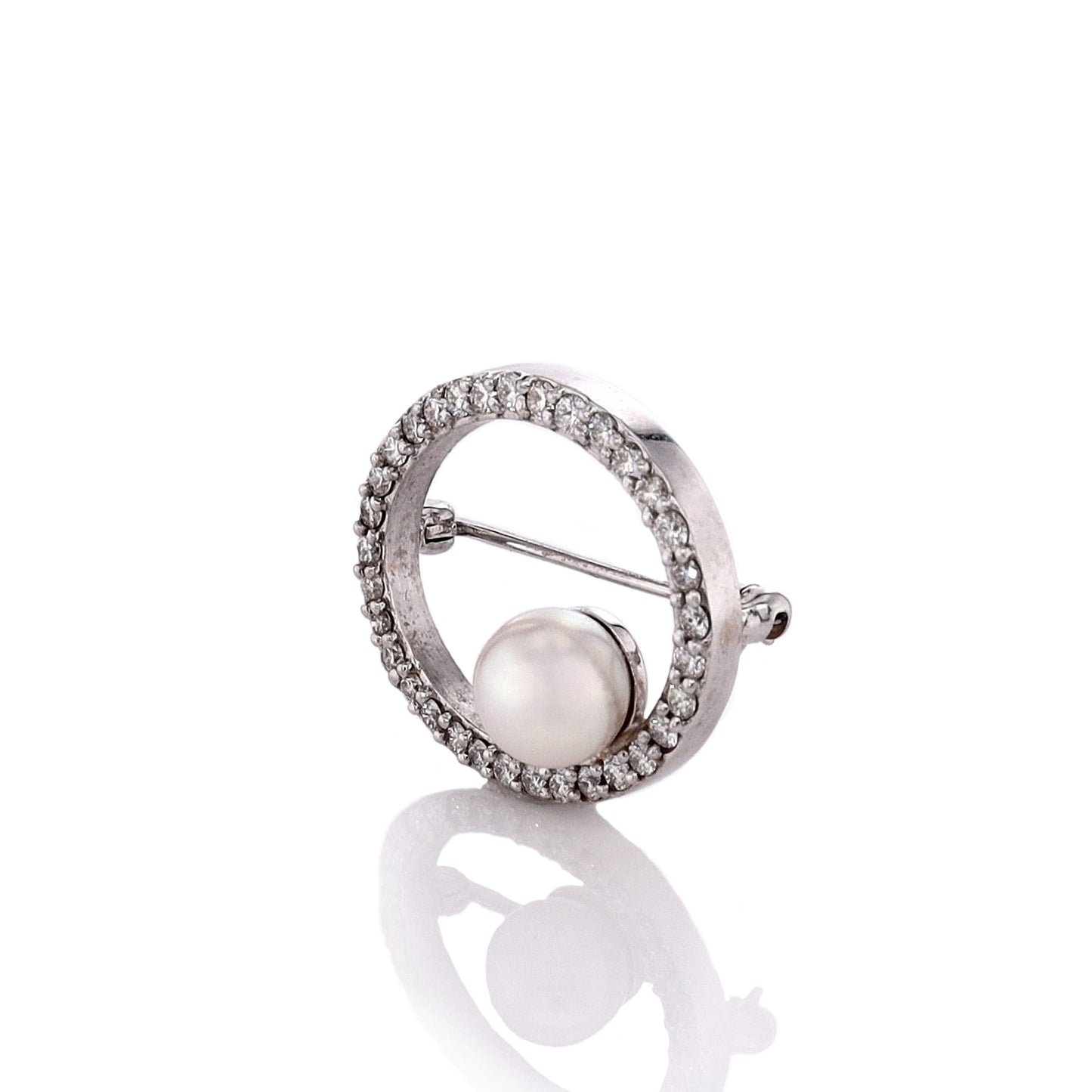 Estate 14k White Gold Oval Design Pearl and Diamond Pin