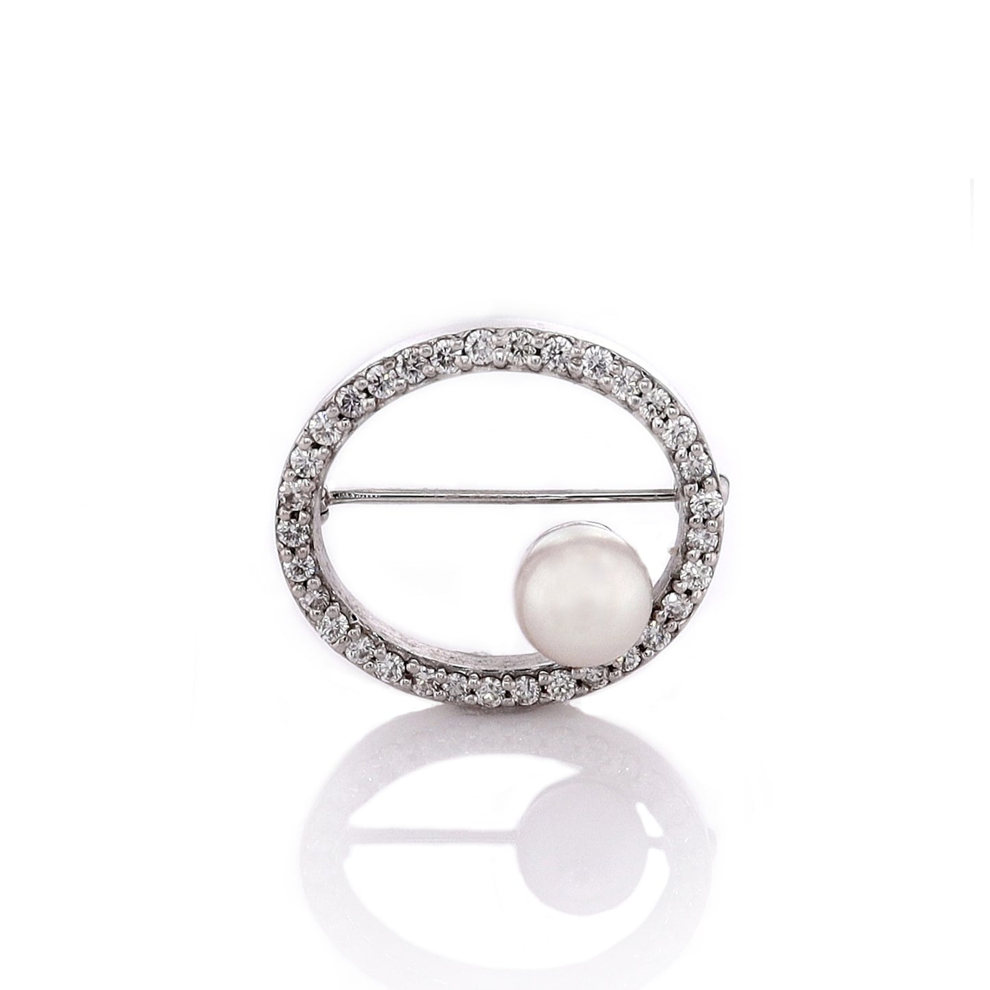 Estate 14k White Gold Oval Design Pearl and Diamond Pin