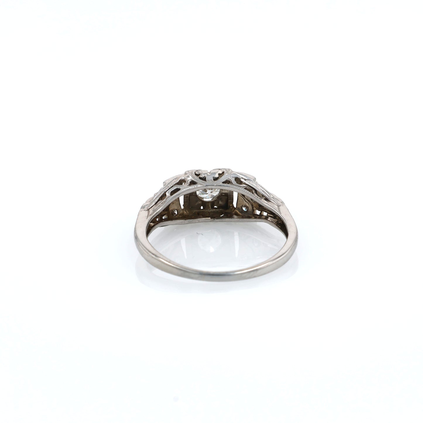 Estate 18 Karat White Gold Diamond Ring