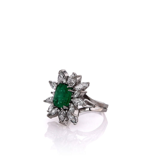 Estate 18k White Gold Star Burst Design Emerald and Diamond Split Shank Ring