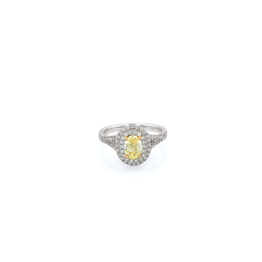 Estate Tiffany & Co Platinum and 18 Karat Yellow Gold Diamond Ring With Certification Numbers 32989128/O11190509