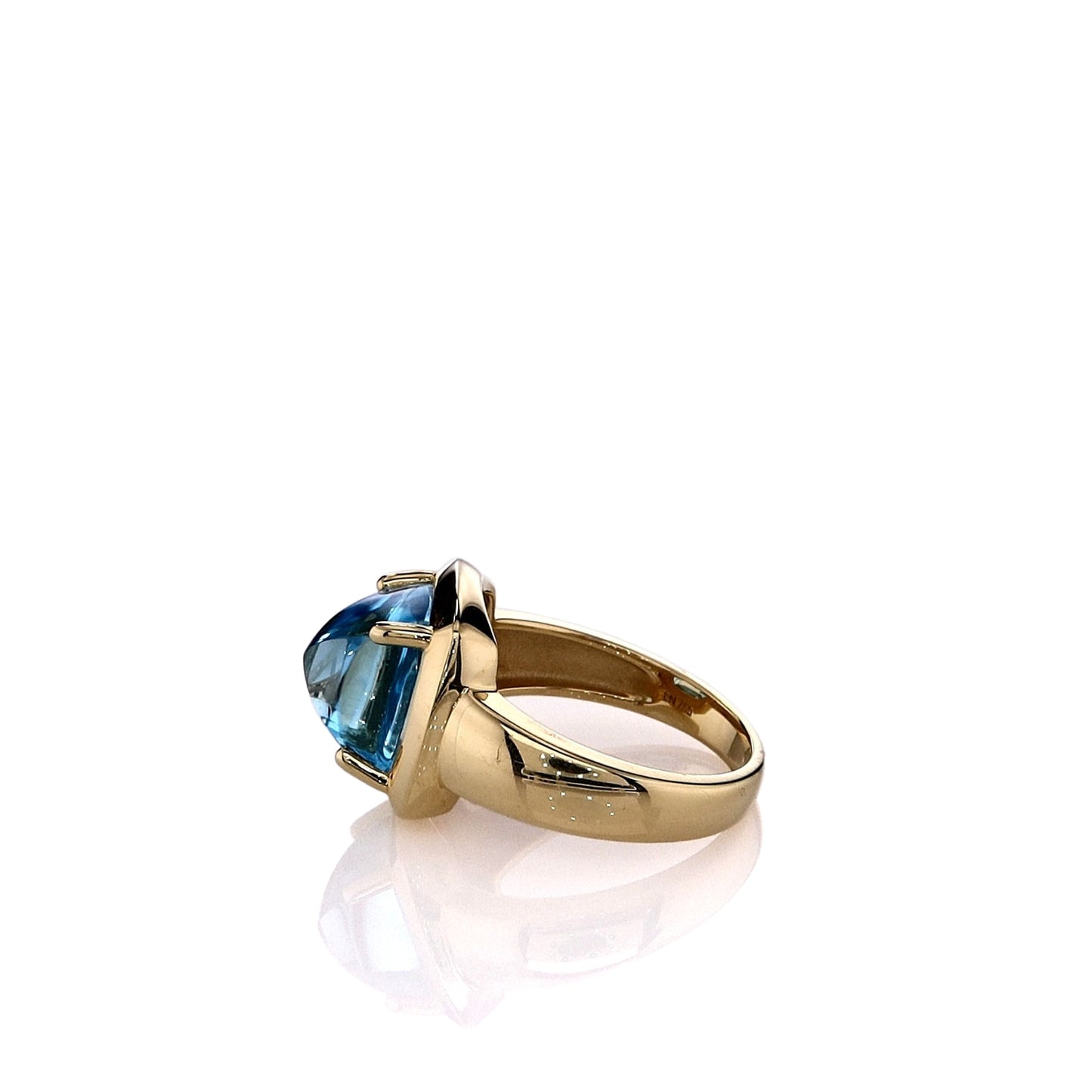 Lisa Nik 18k Gold Sugarloaf Blue Topaz Ring