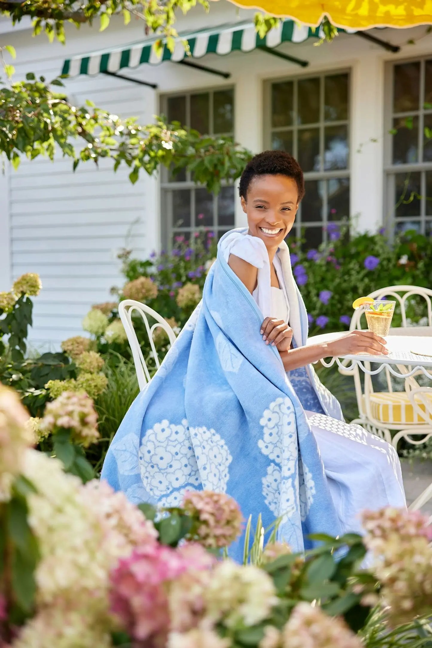 ChappyWrap Hydrangeas Bluebell Blanket