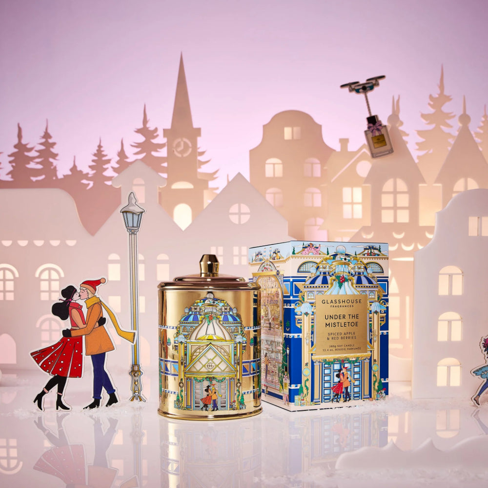 Glasshouse Fragrances 13.4 Oz. Christmas Candle - Under The Mistletoe