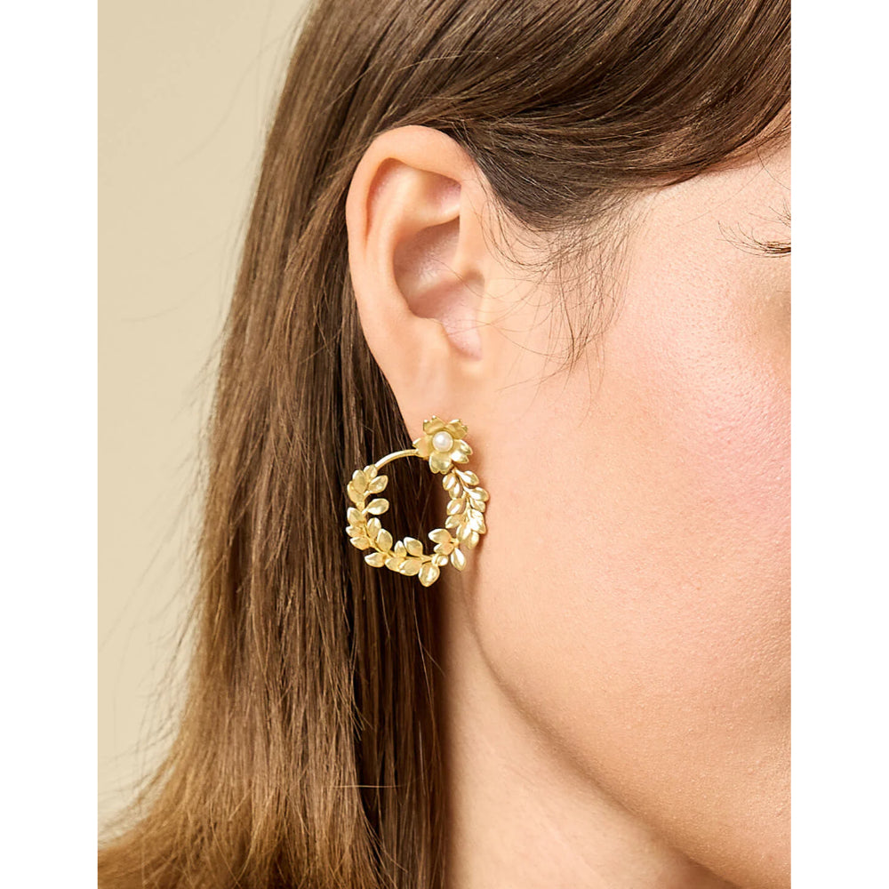 Spartina Gold Wreath Earrings - Pearl