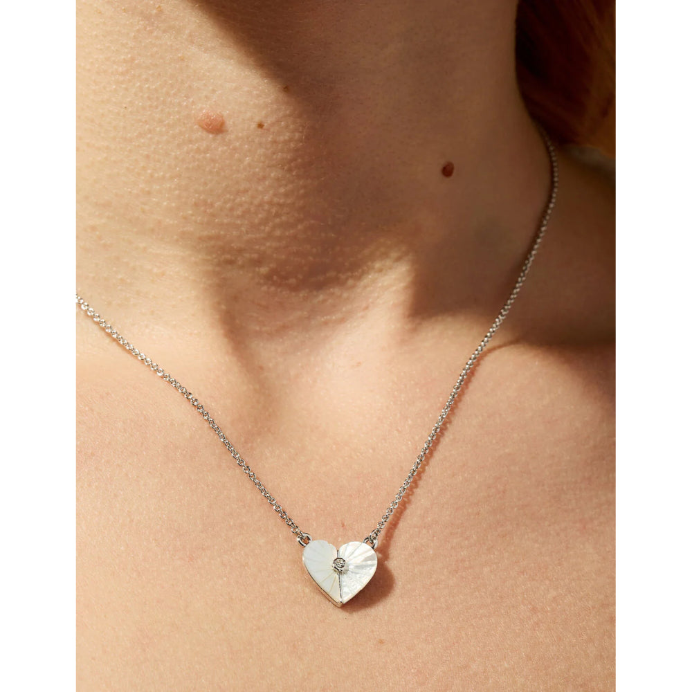 Spartina Sea La Vie 18" Necklace - Radiant/Mother-of-Pearl Heart