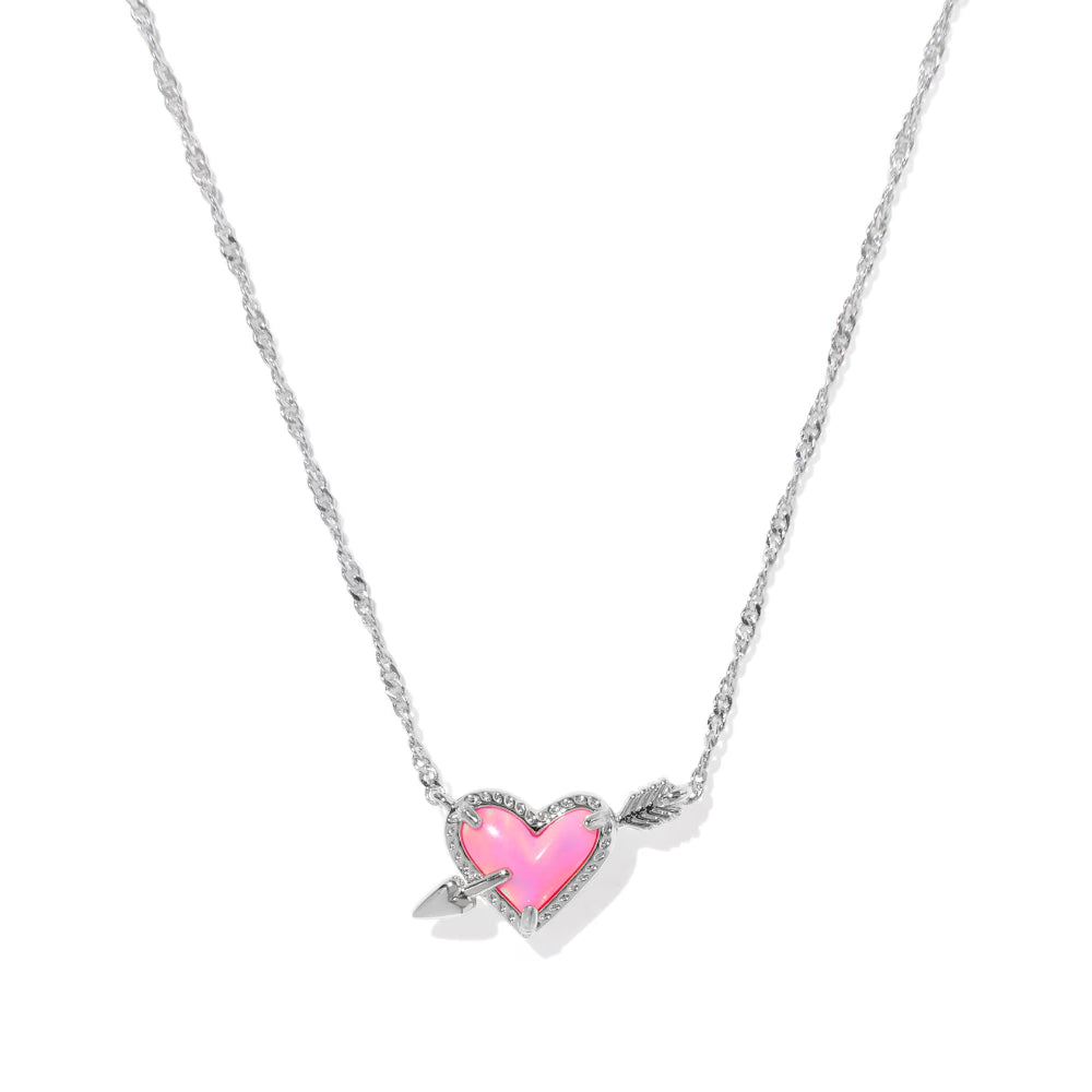 Kendra Scott Ari Heart Arrow Short Pendant Necklace