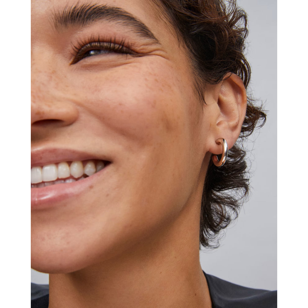 Kendra Scott Colette Huggie Earrings