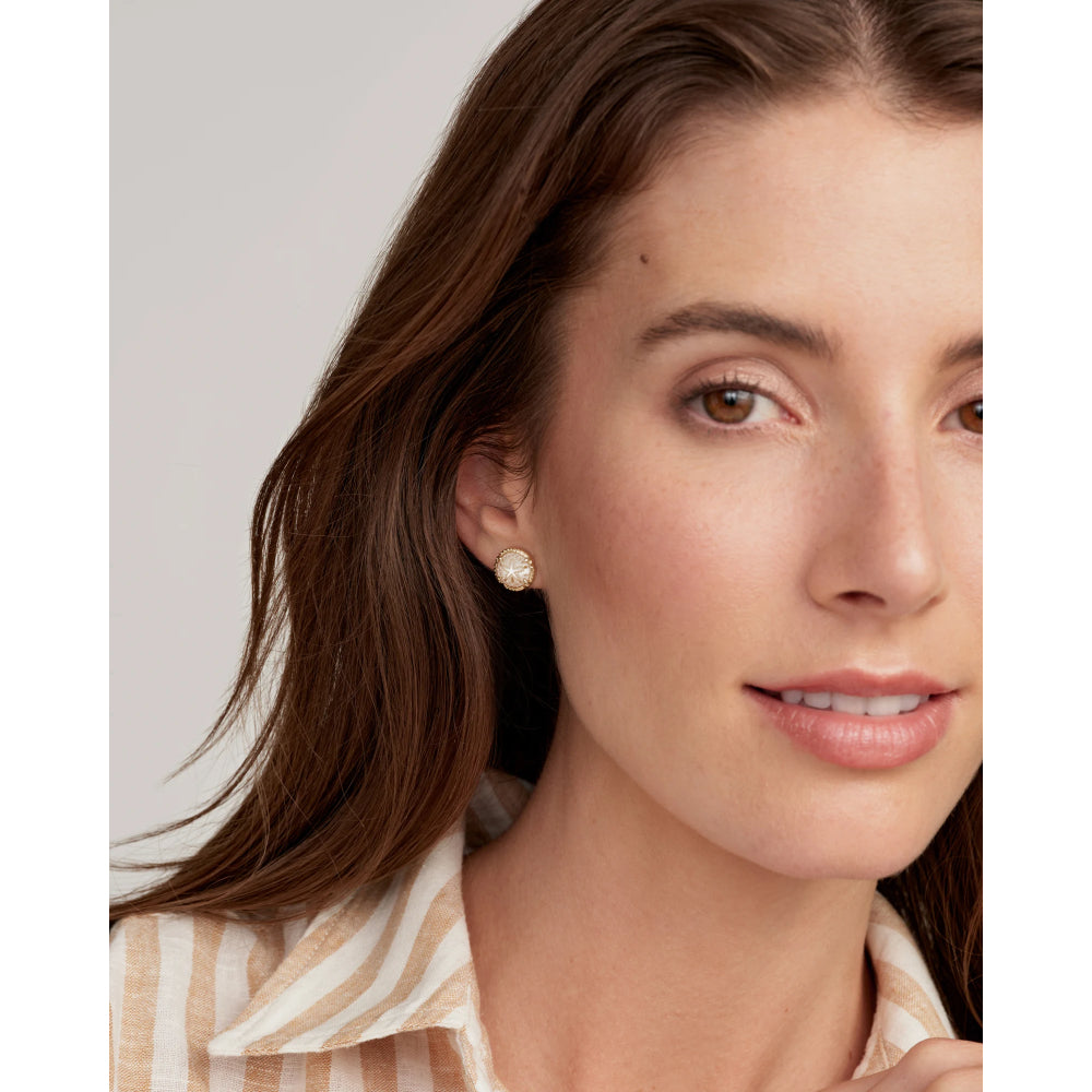 Kendra Scott Sand Dollar Stud Earrings in Natural Mother of Pearl