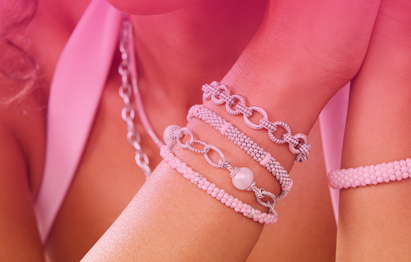 VALENTINE'S DAY GIFT GUIDE Find the perfect gift for your special someone