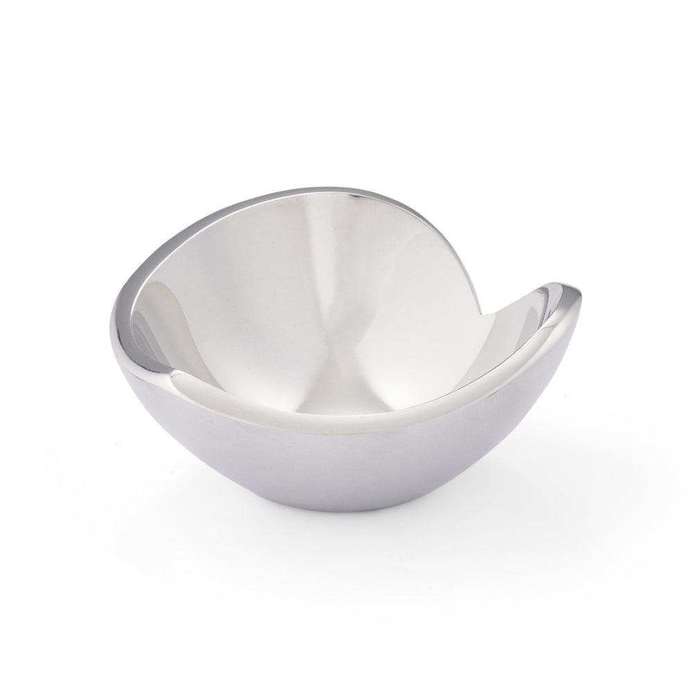 A side photo of a silver alloy heart shaped bowel on a white backround 