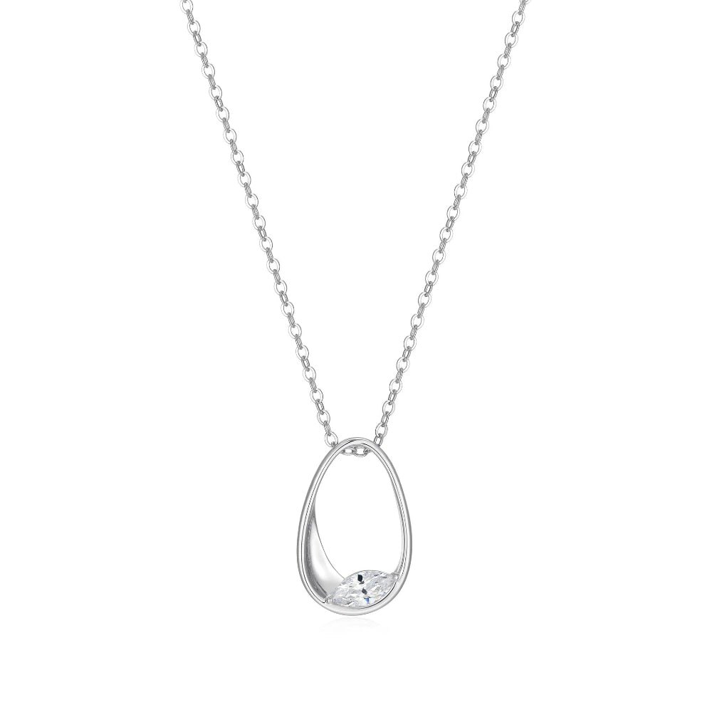 Silver oval pendant with clear stone on a silver chain 